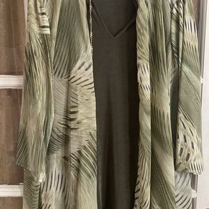 2 pc set Travelers Collection by Chico’s